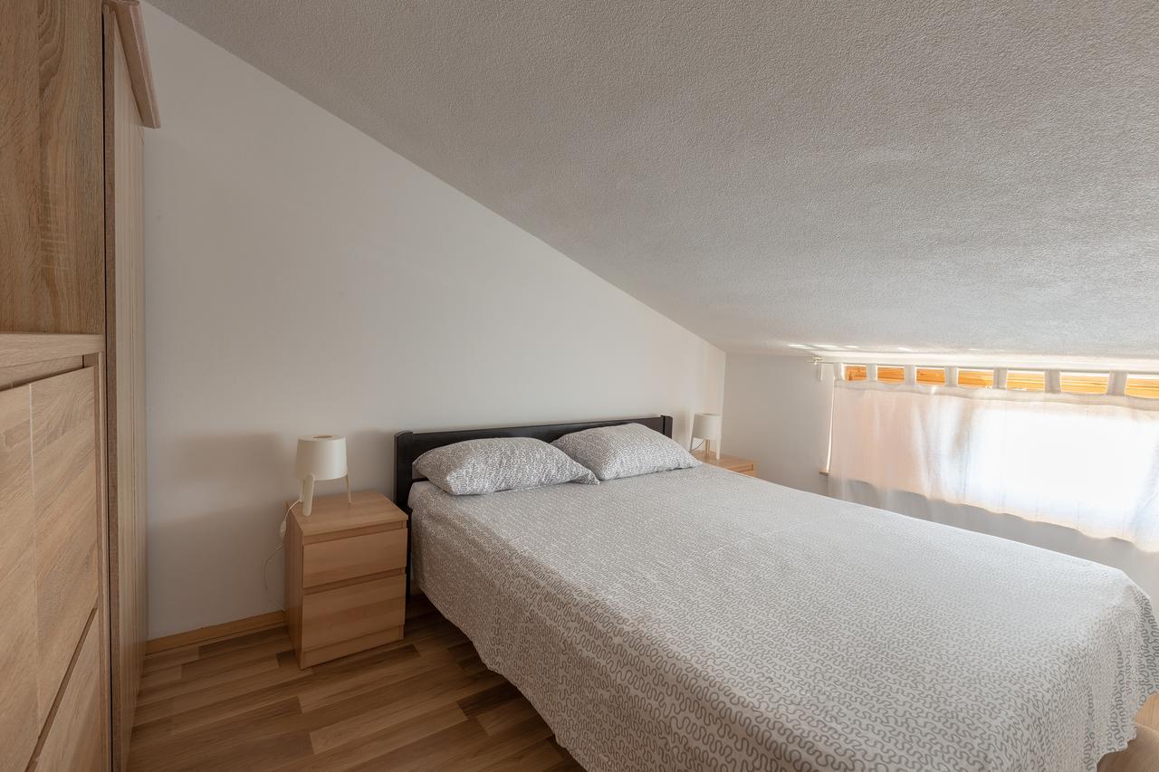 Apartments Michelle Umag Eksteriør billede